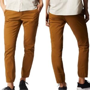 MOUNTAIN HARDWEAR NWT KENTRO CORD PANTS